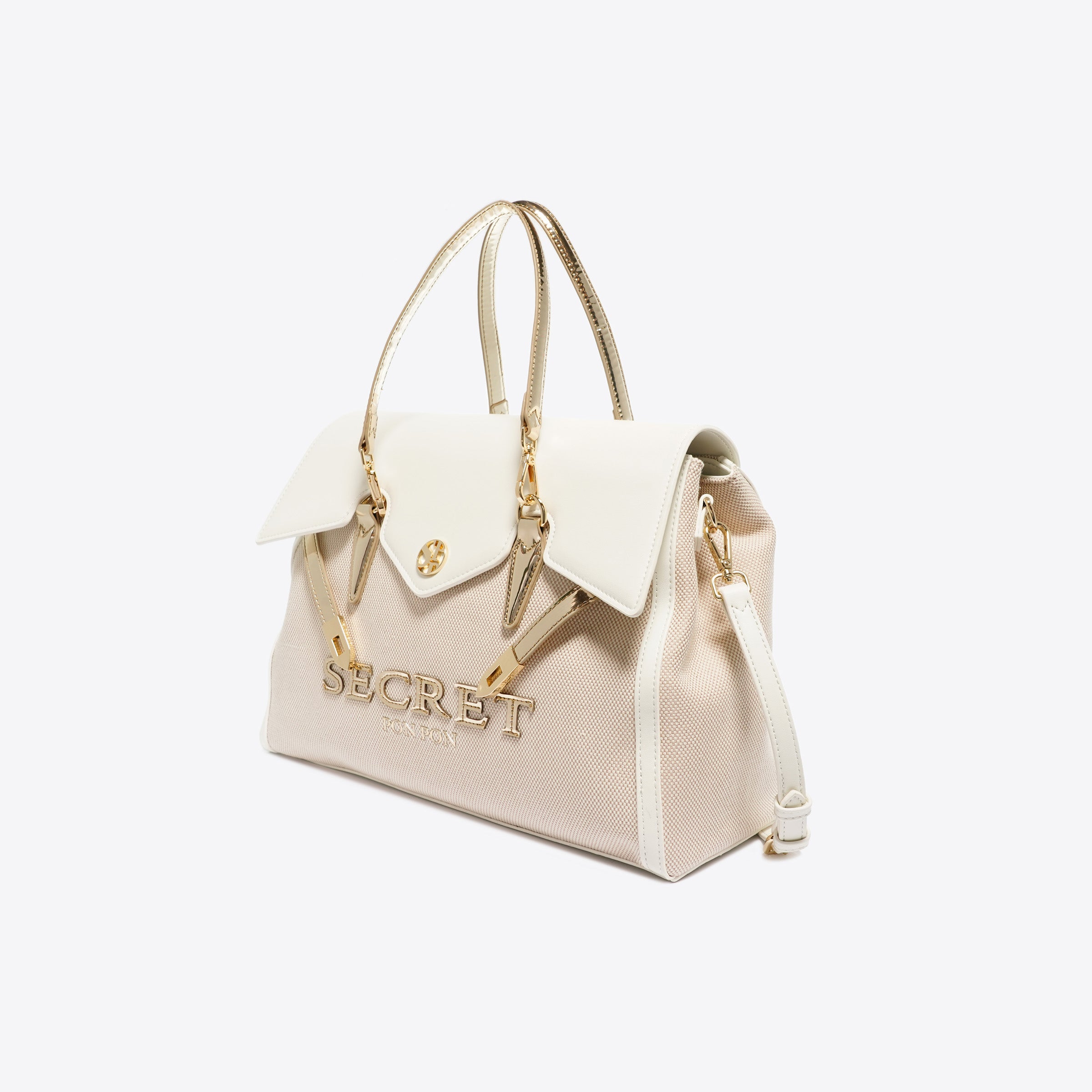 Quiny strong large white sand