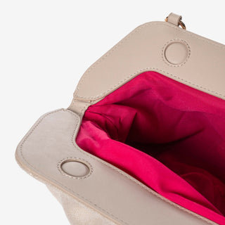 Margaret Clutch M